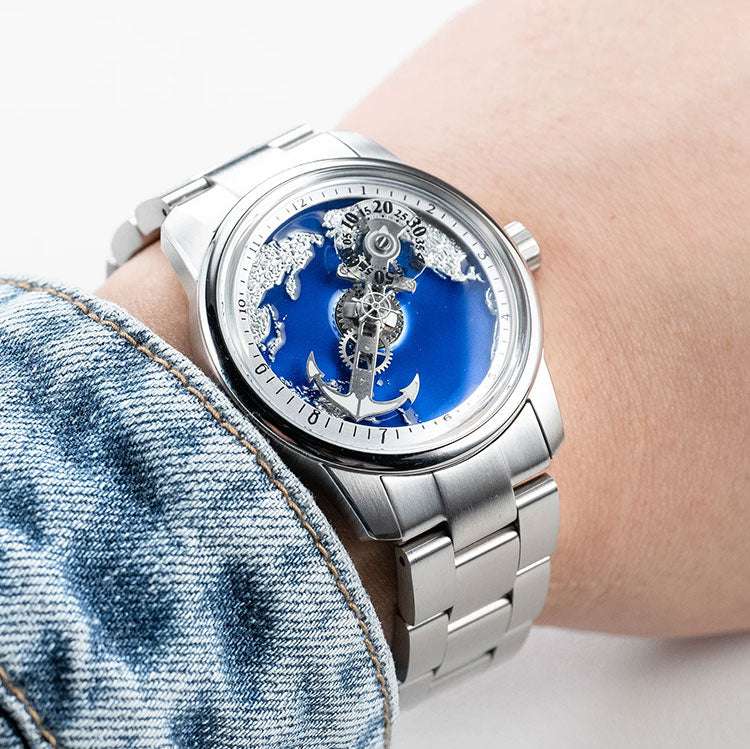 A mechanical watch ode to the ocean